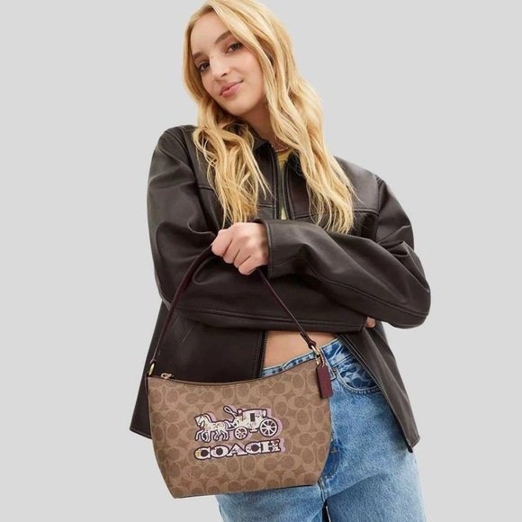 Coach CX588 Signature Canvas Shoulder Bag Horse & Carriage Print - Picture 13 of 13